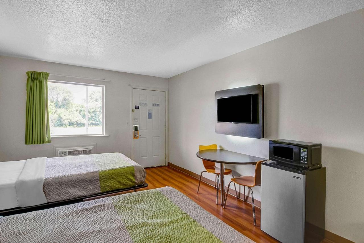 Motel 6-Charles Town, Wv Екстер'єр фото