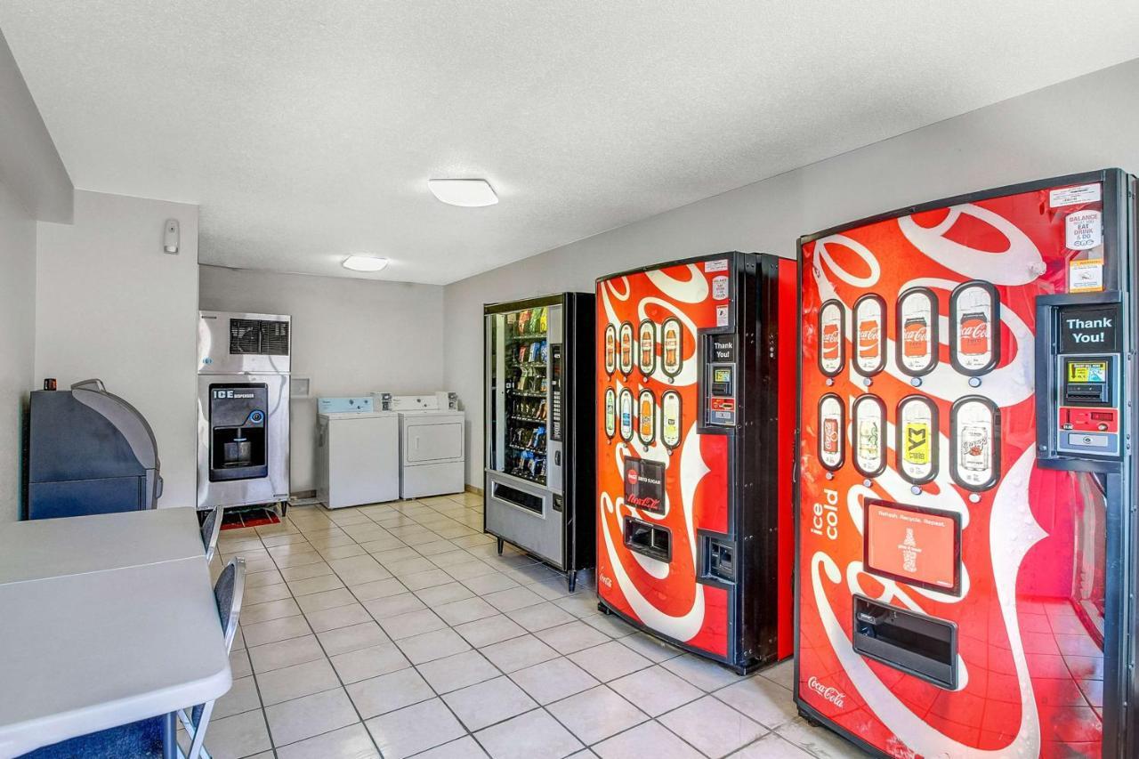 Motel 6-Charles Town, Wv Екстер'єр фото
